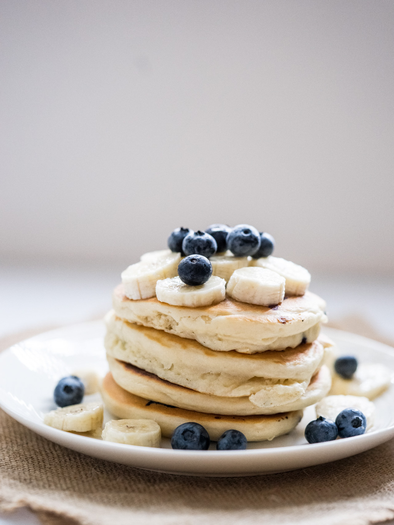 The secret to fluffy, pillowy vegan pancakes - Passionately Keren